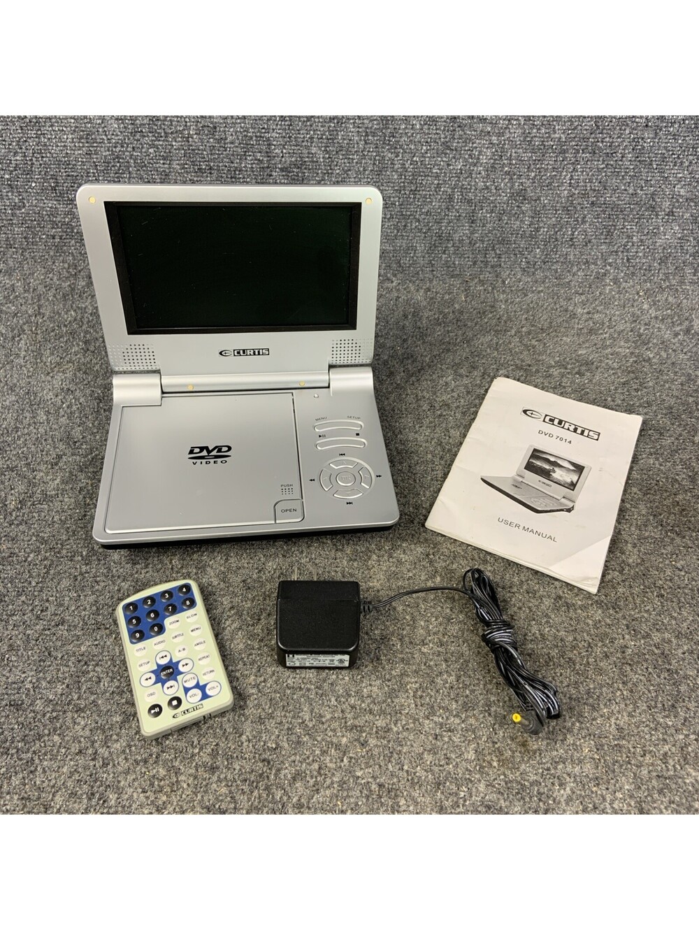 Curtis DVD 7014 Portable 7" DVD Player W/ Remote Control, Adapter & Manual WORKS
